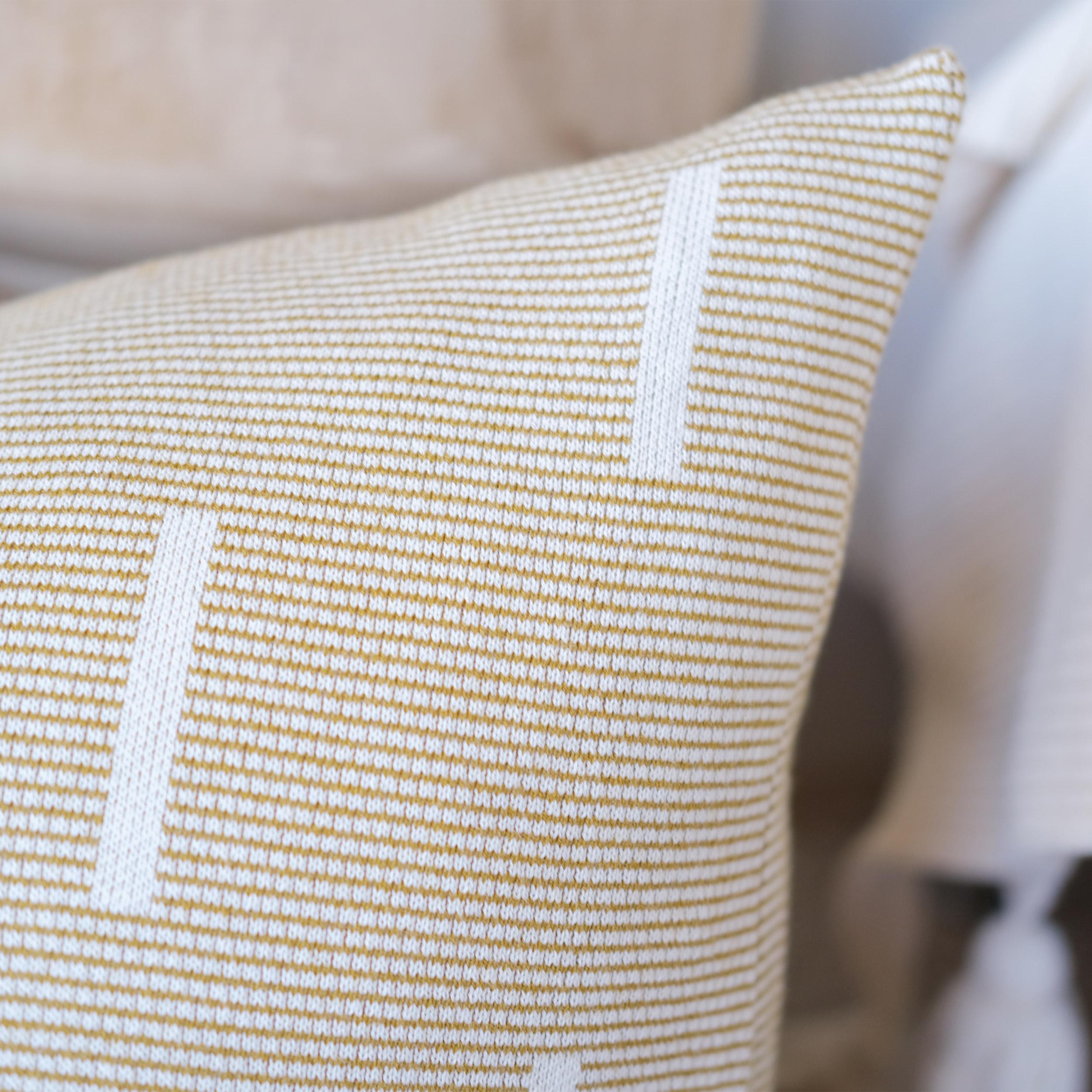 Lumi Living 100% Cotton Knitted Soft Modern Geometric Dash Lines Throw Pillow Cover 18x18 (Blue or Mustard Yellow)