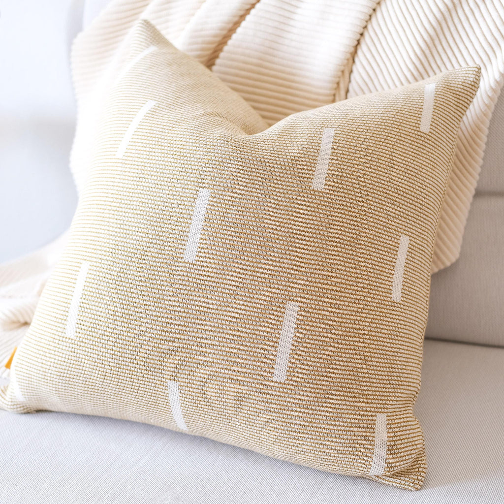 Lumi Living 100% Cotton Knitted Soft Modern Geometric Dash Lines Throw Pillow Cover 18x18 (Blue or Mustard Yellow)