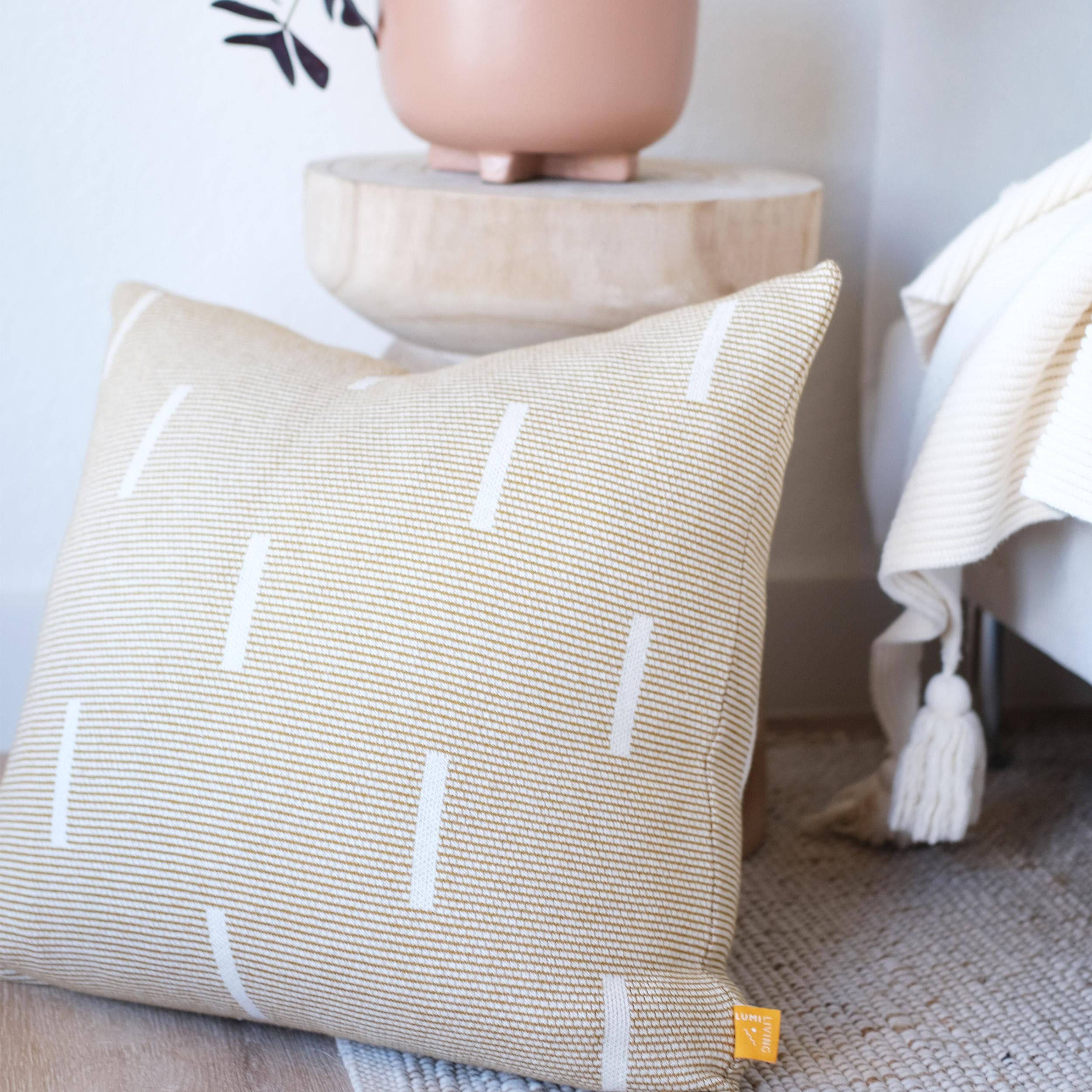 Lumi Living 100% Cotton Knitted Soft Modern Geometric Dash Lines Throw Pillow Cover 18x18 (Blue or Mustard Yellow)